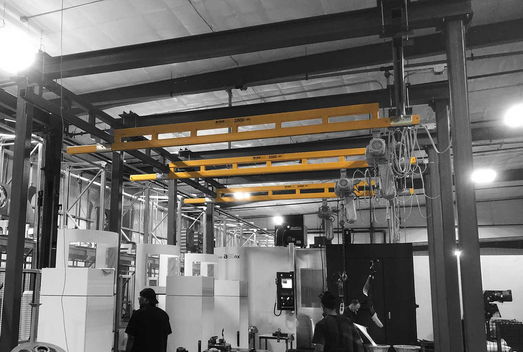 NikoRail Enclosed Track Workstation Crane - 1 Ton (2,000 lbs), Height: 12 FT
