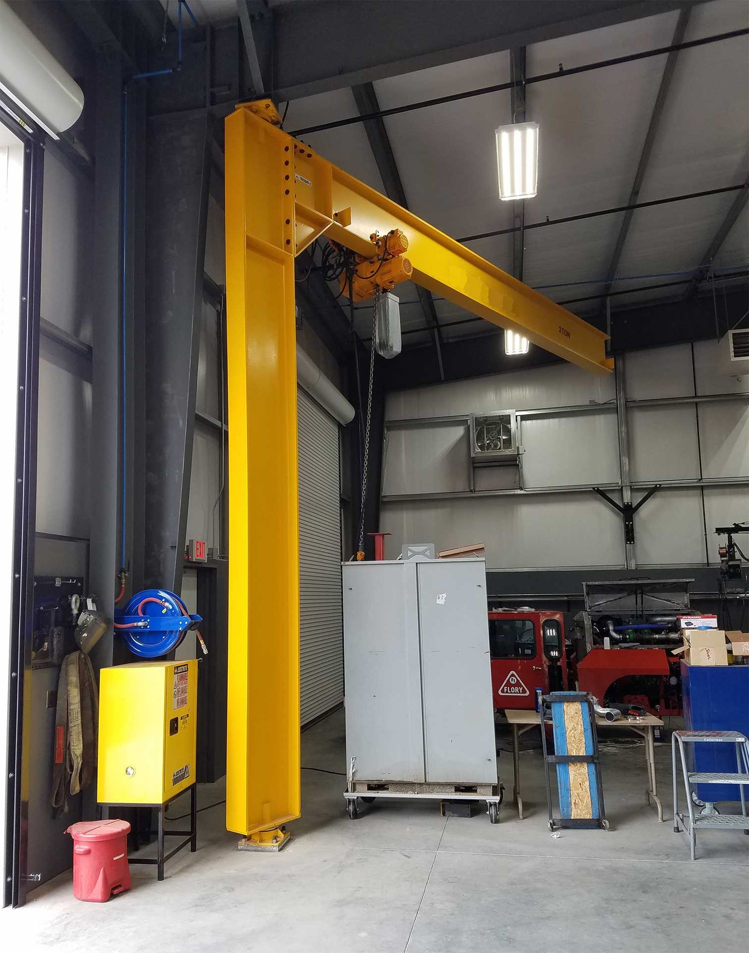 Jib Crane 1 Ton (2,000 lbs) Mast Type Floor Mounted — Fort Dearborn Supply